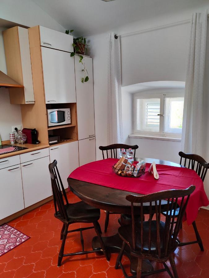 Volta 8 Rooms Trieste Luaran gambar