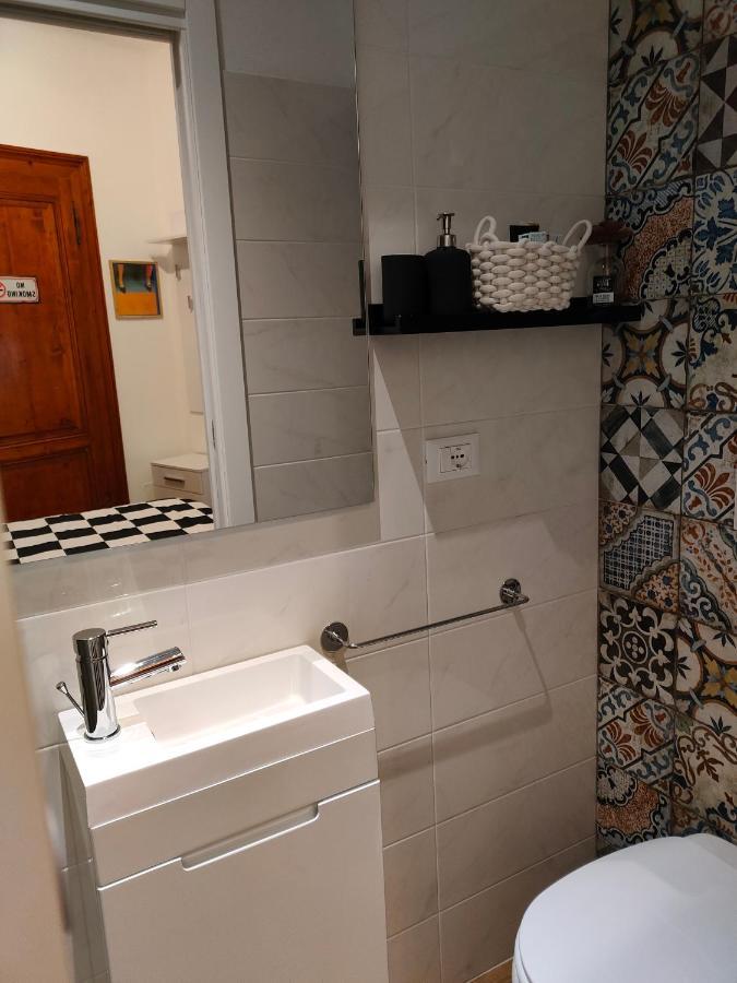 Volta 8 Rooms Trieste Luaran gambar