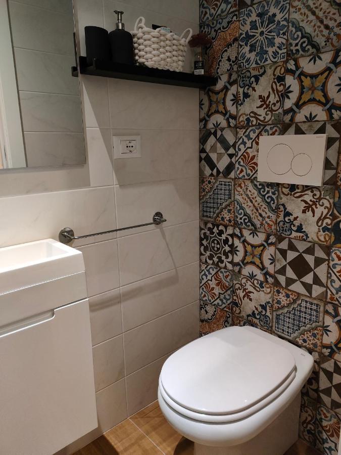 Volta 8 Rooms Trieste Luaran gambar